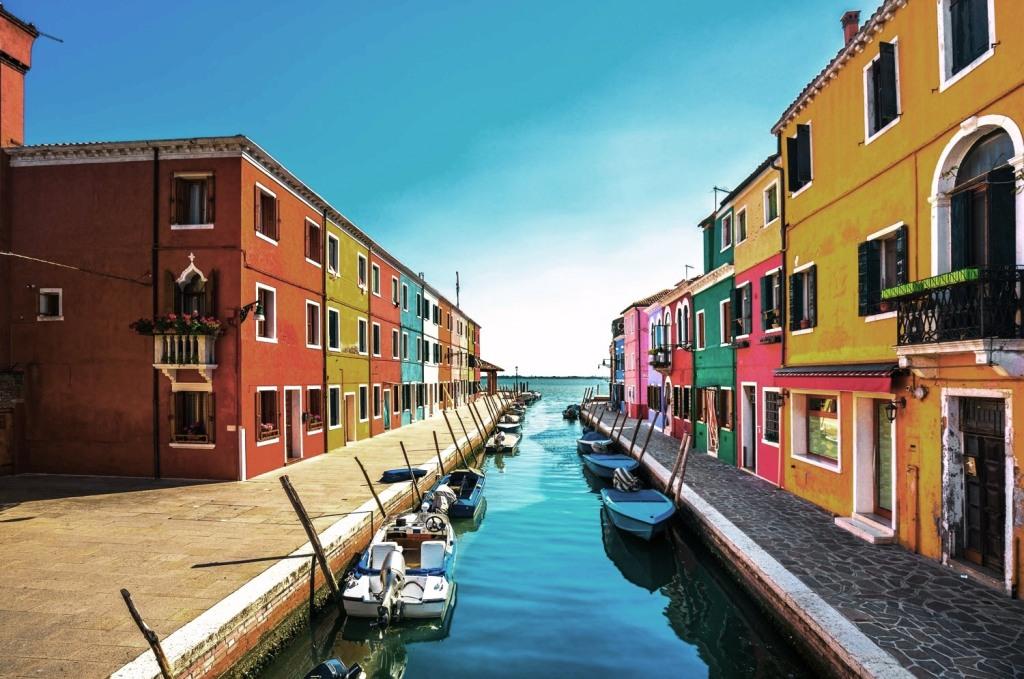 Burano canal