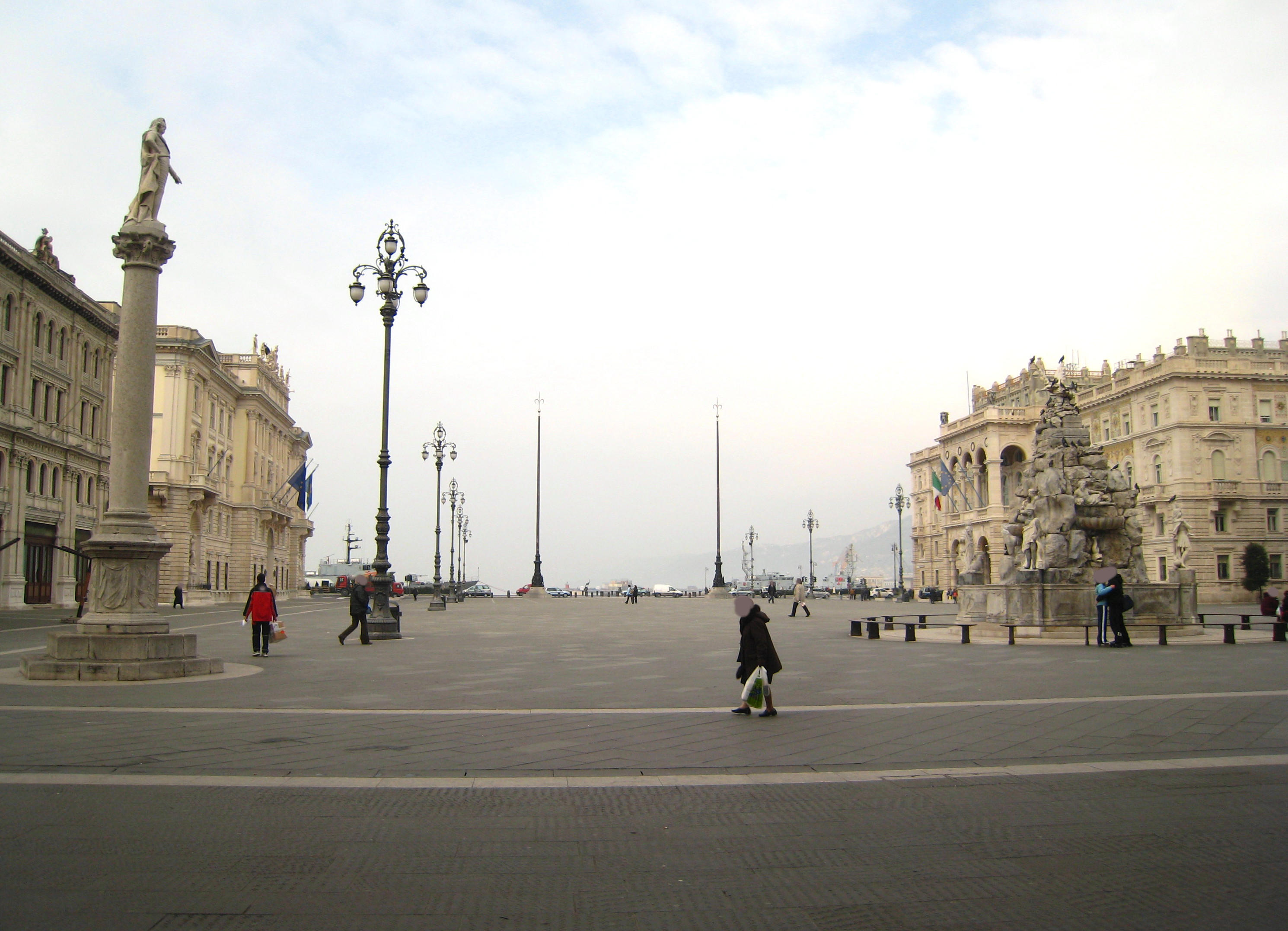 Piazza Unita Trieste looking out to sea